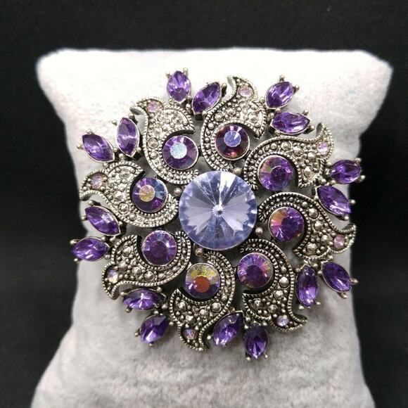 Vintage Purple Rhinestone Flower Brooch, Lavender Rivoli Stone, 1990s, 2 1/4 In - Picture 4 of 7